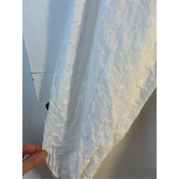 Time & Tru white eyelet shirt top medium m - Picture 2 of 6